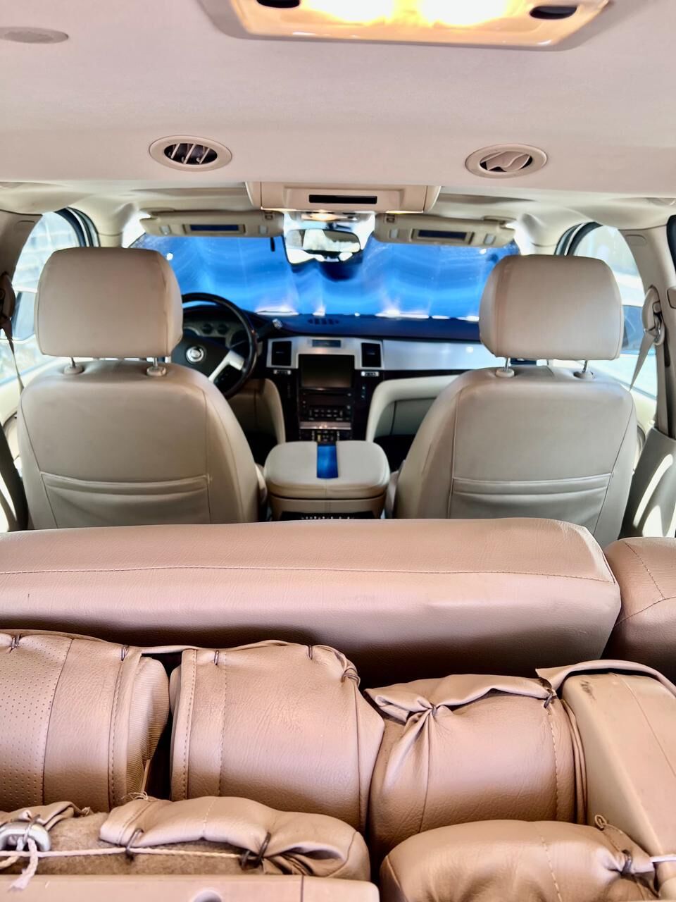 Kabul, Vehicles, Cars & Trucks , SAR 36,  Cadillac Escalade,  2009,  Automatic,  338000 KM,  Selling  Full Option