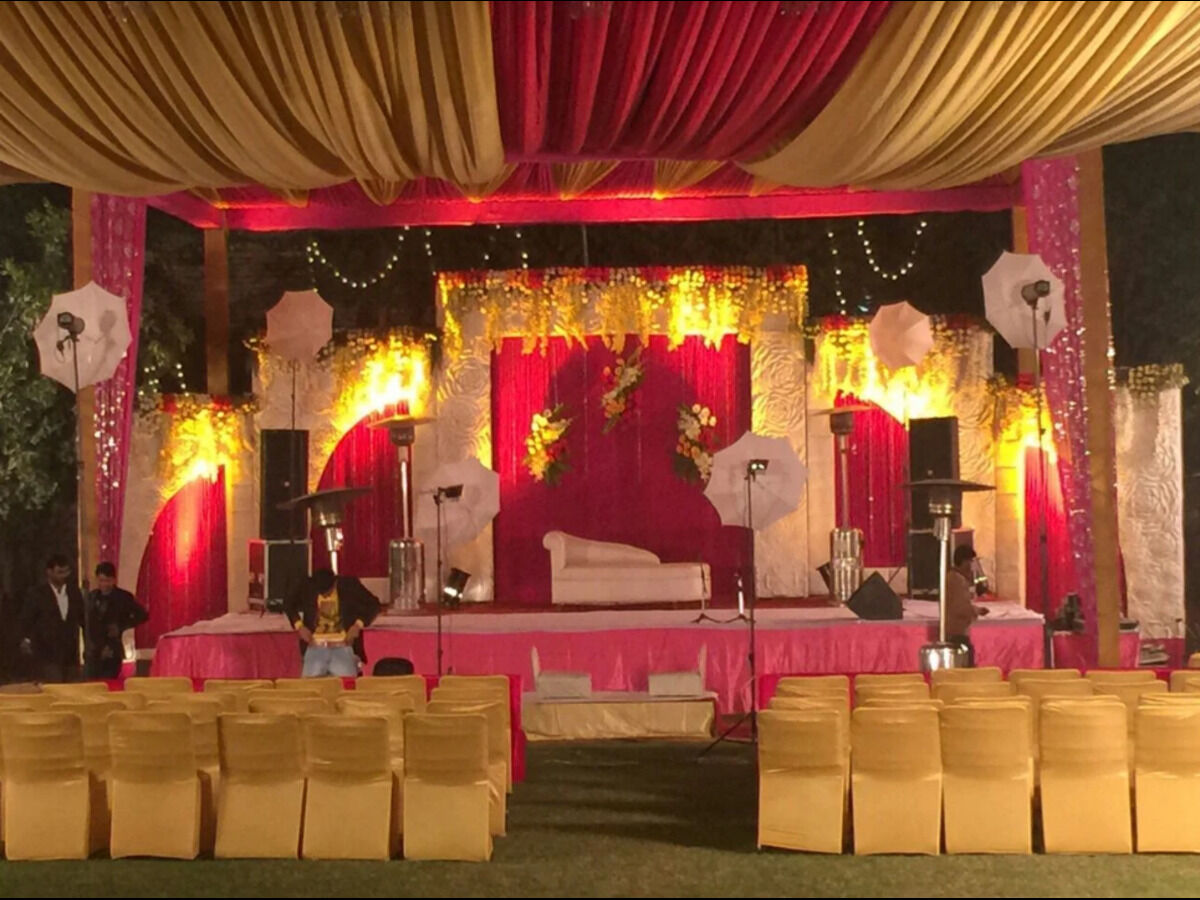 Mumbai, Business, Banquet Hall In Kapashera
