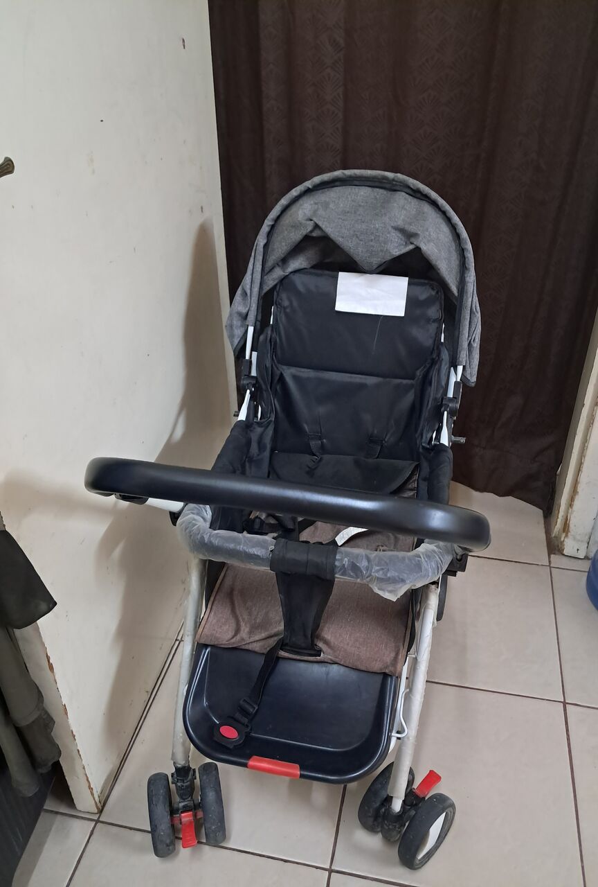 Riyadh, Baby & Kid Stuff, SAR 200,  Baby Plus Premium Baby Stroller &ndash; Like New &ndash; Reversible Handle &ndash; 3 Recline Positions &ndash; Riy