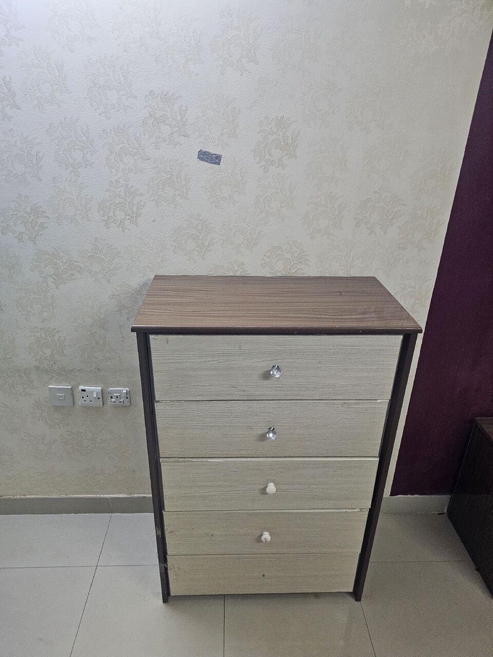 Al Badiyah, Furniture, SAR 1200,  Urgent Sale: Sofa And Complete Bed Set 0510075206