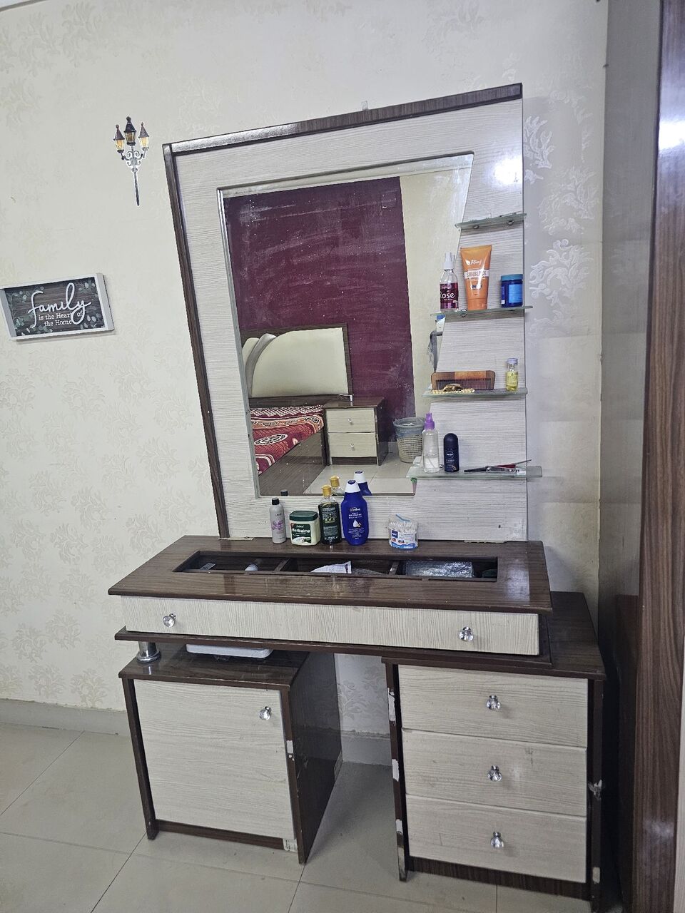 Al Badiyah, Furniture, SAR 1200,  Urgent Sale: Sofa And Complete Bed Set 0510075206