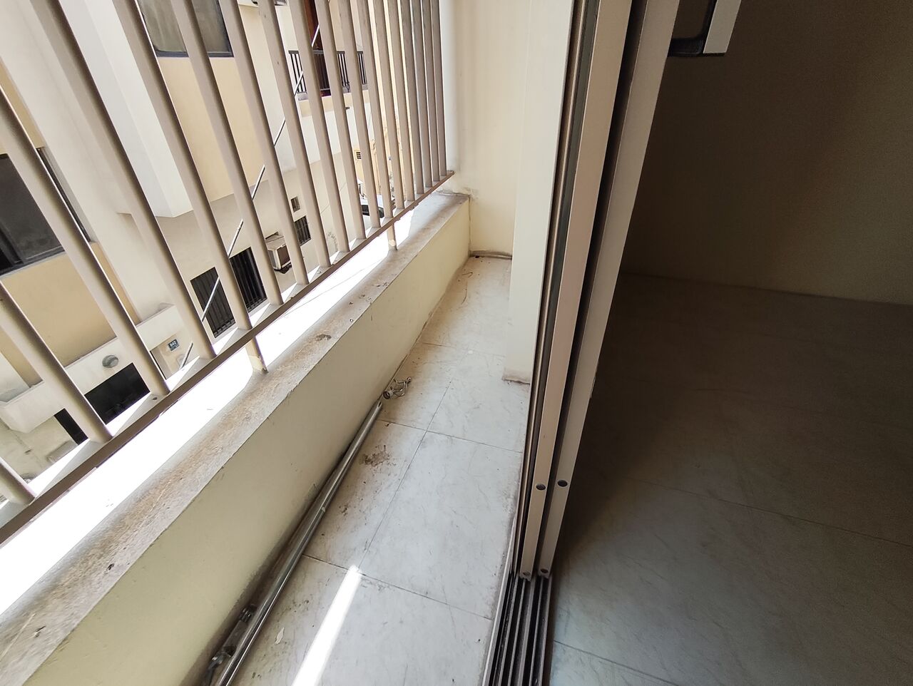 Manama, Apartments, Flats, Houses & Villas, BHD 100/year,  1 BR,  Manama:- 1Bhk Unfurnished Flat On Rent..