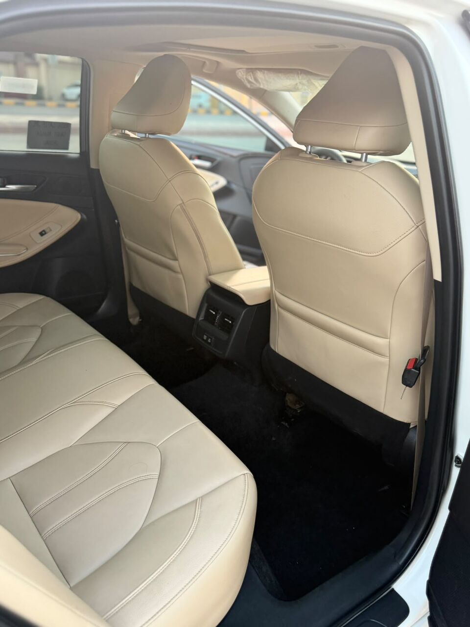 Riyadh, Vehicles, Cars & Trucks , SAR 110000,  TOYOTA  AVALON,  2022,  Automatic,  150000 KM,  FULL OPTION 2