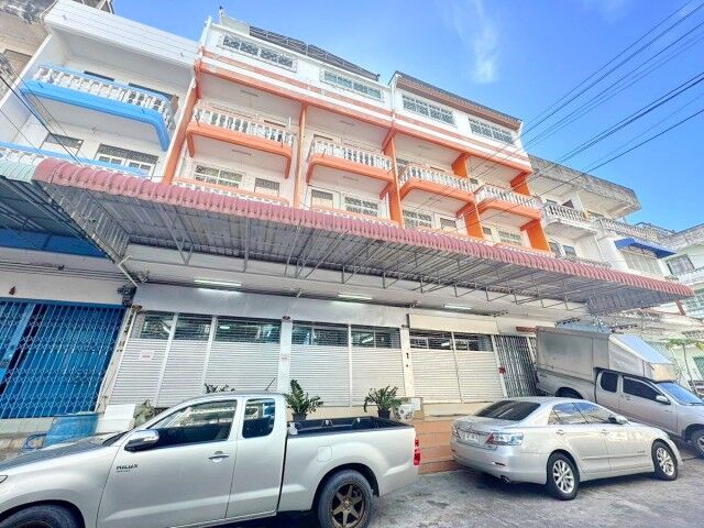 Bangkok, Villas, THB 59998,  80 Sq. Feet,  รพ.บางมด 400 ม.  สน.บางมด 400 ม.พระราม 2 อาคารพาณ