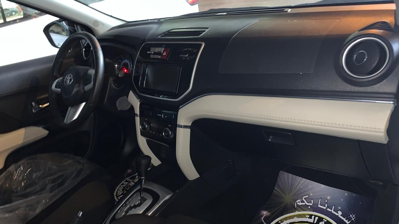 Riyadh, Vehicles, Cars & Trucks , SAR 49000,  TOYOTA RUSH,  2023,  Automatic,  88000 KM,  MID OPTION PUSH START C