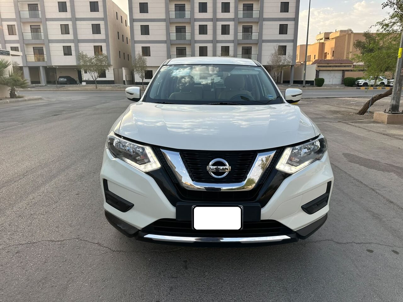 Riyadh, Vehicles, Cars & Trucks , SAR 62000,  Nissan X-Trail (2.5) 2WD,  2022,  Automatic,  85000 KM,   Nissan X-Trail (2.5) 2WD With Mid Option 1st Owner Family Exit Sales No Accident