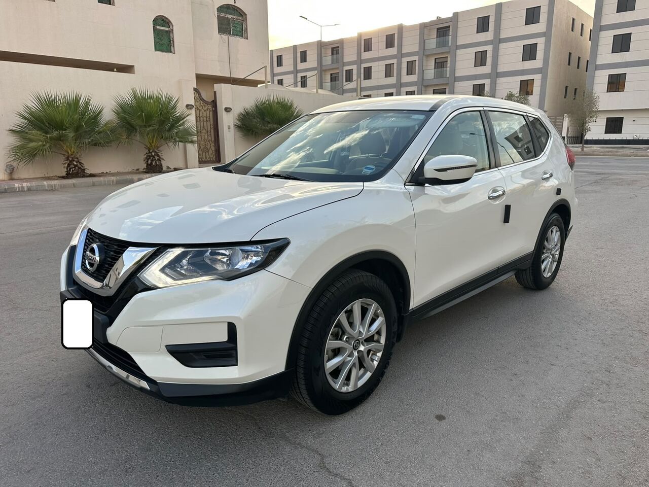 Riyadh, Vehicles, Cars & Trucks , SAR 62000,  Nissan X-Trail (2.5) 2WD,  2022,  Automatic,  85000 KM,   Nissan X-Trail (2.5) 2WD With Mid Option 1st Owner Family Exit Sales No Accident