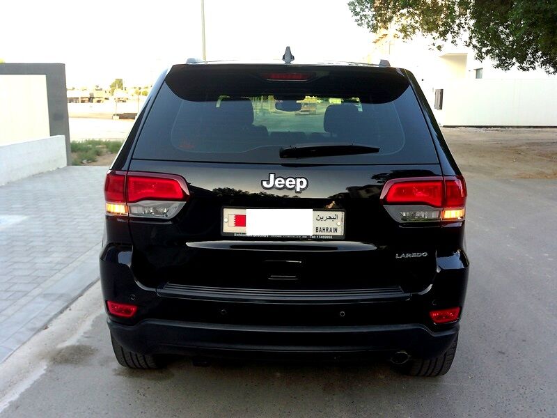 Bilad Al Qadeem, Vehicles, Cars & Trucks , BHD 6600,  Jeep  Cherokee,  2020,  Automatic,  80000 KM,  JEEP GRAND CHEROKEE LAREDO V6 2 SERVICE PACKAGE FREE ,90K AND 100 K