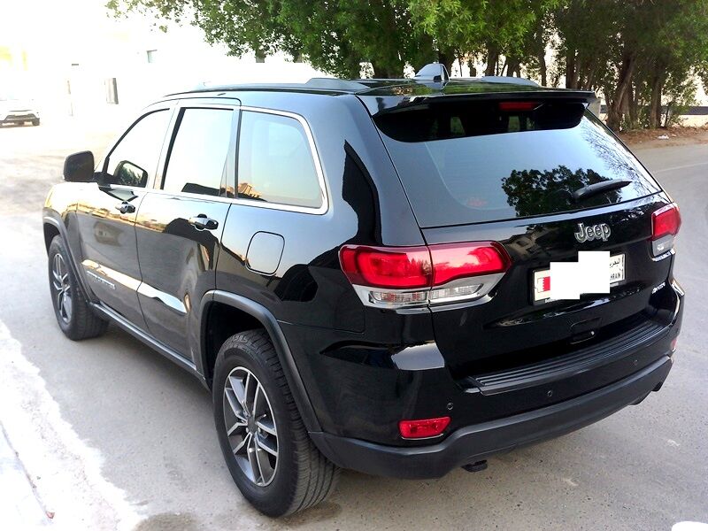 Bilad Al Qadeem, Vehicles, Cars & Trucks , BHD 6600,  Jeep  Cherokee,  2020,  Automatic,  80000 KM,  JEEP GRAND CHEROKEE LAREDO V6 2 SERVICE PACKAGE FREE ,90K AND 100 K