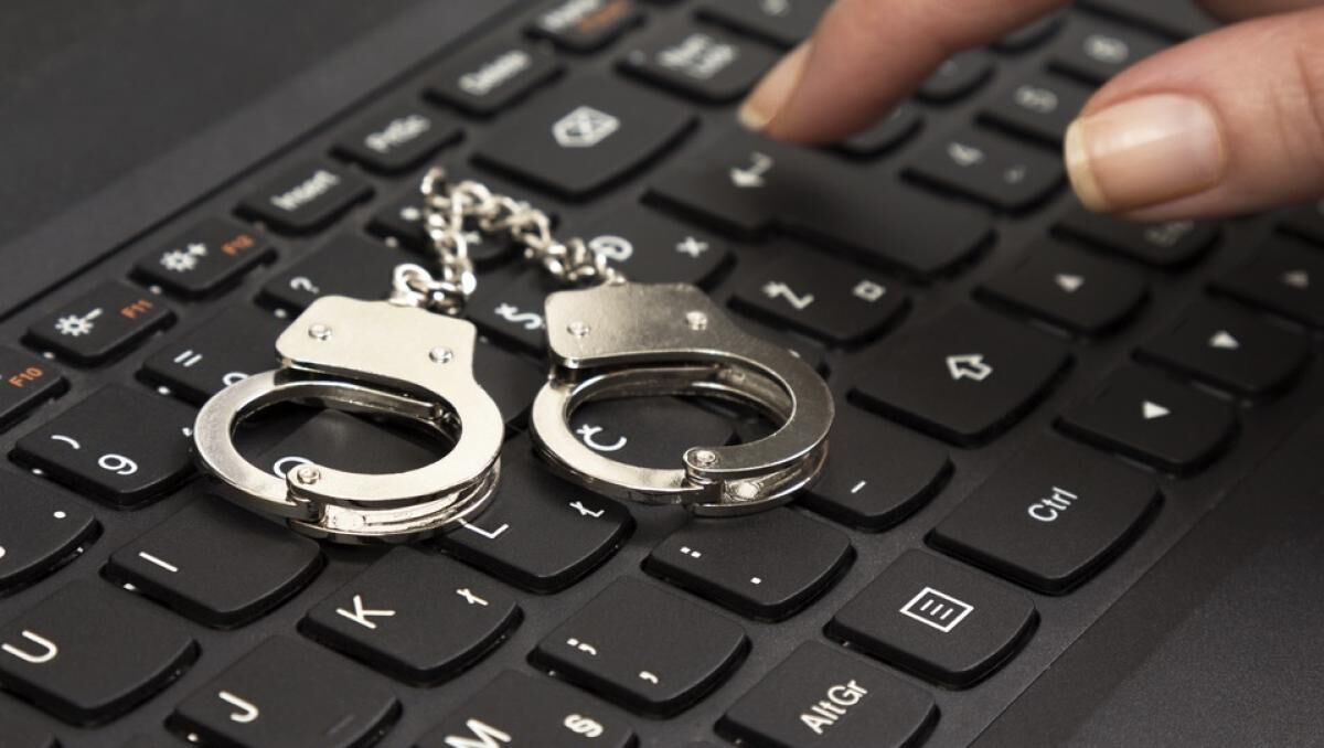 Noida, Legal, Reliable Cyber Crime Lawyer In Noida For Internet Crime Cases