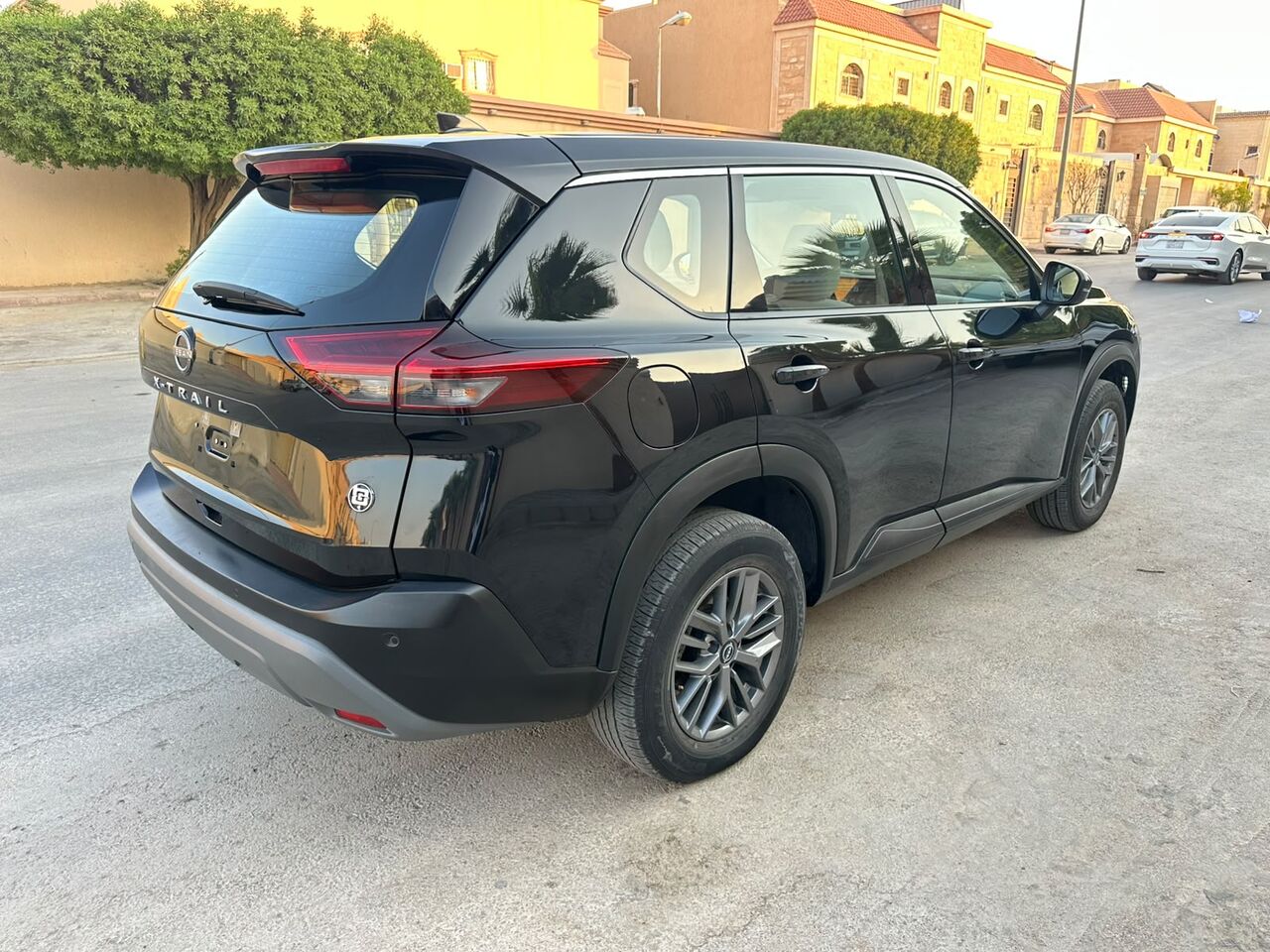 Riyadh, Vehicles, Cars & Trucks , SAR 77000,  Nissan X-Trail (2.5) 2WD,  2023,  Automatic,  69000 KM,   Nissan X-Trail (2.5) 2WD With Mid Option 1st Owner 5 Seats For Sales
