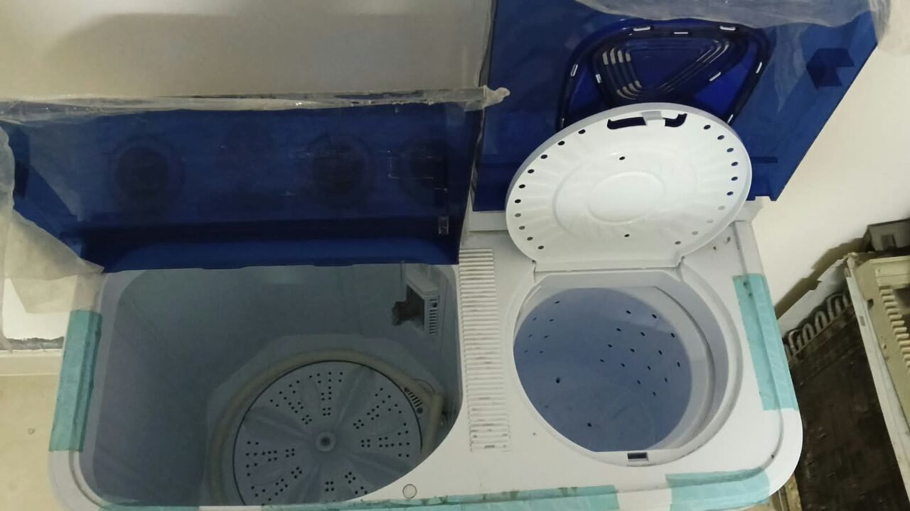 Dammam, Air Conditioners, SAR 750,  Urgent Sale  Gree Window Ac & Washing Machine  Very Good  Same Like New Conditions
