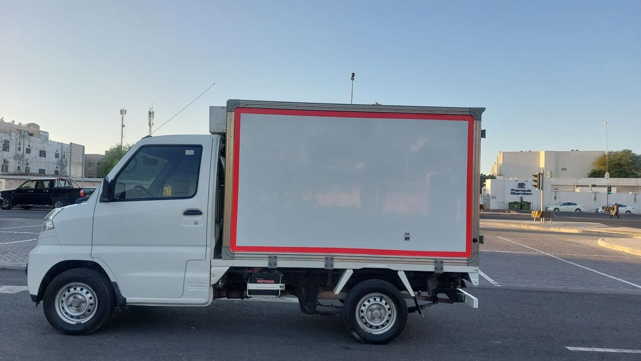 Manama, Vehicles, Cars & Trucks , BHD 2850,  Cmc Super Veryca Chiller Freazar Van Well Mantaine,  2021,  Manual,  180000 KM,