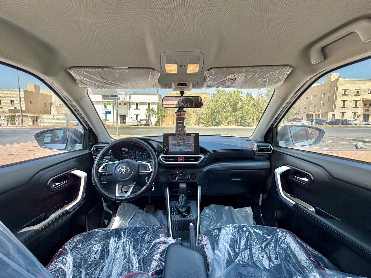 Riyadh, Vehicles, Cars & Trucks , SAR 48900,  Toyota RAV4,  2024,  Automatic,  19000 KM,  Totota RAIZ