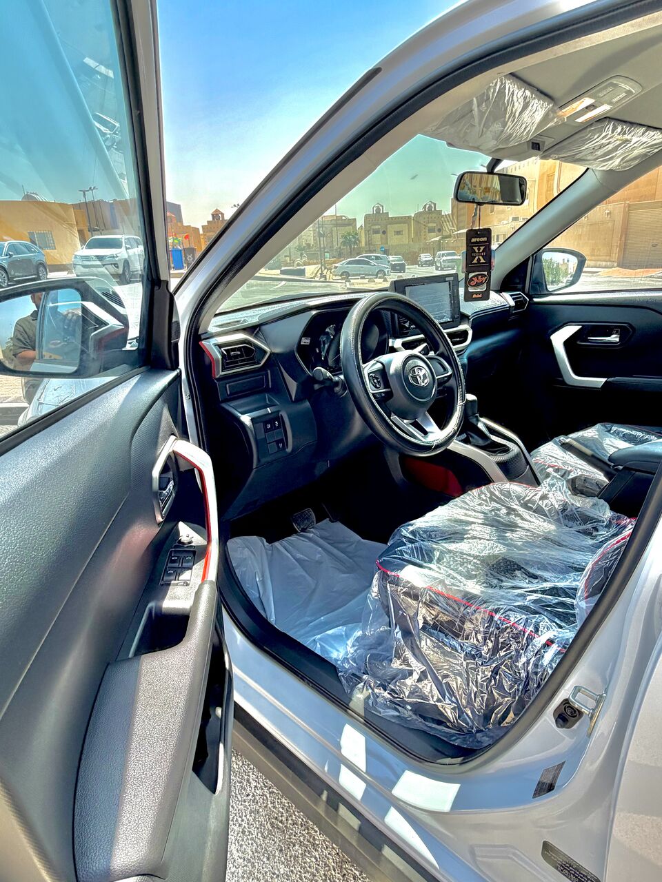 Riyadh, Vehicles, Cars & Trucks , SAR 48900,  Toyota RAV4,  2024,  Automatic,  19000 KM,  Totota RAIZ