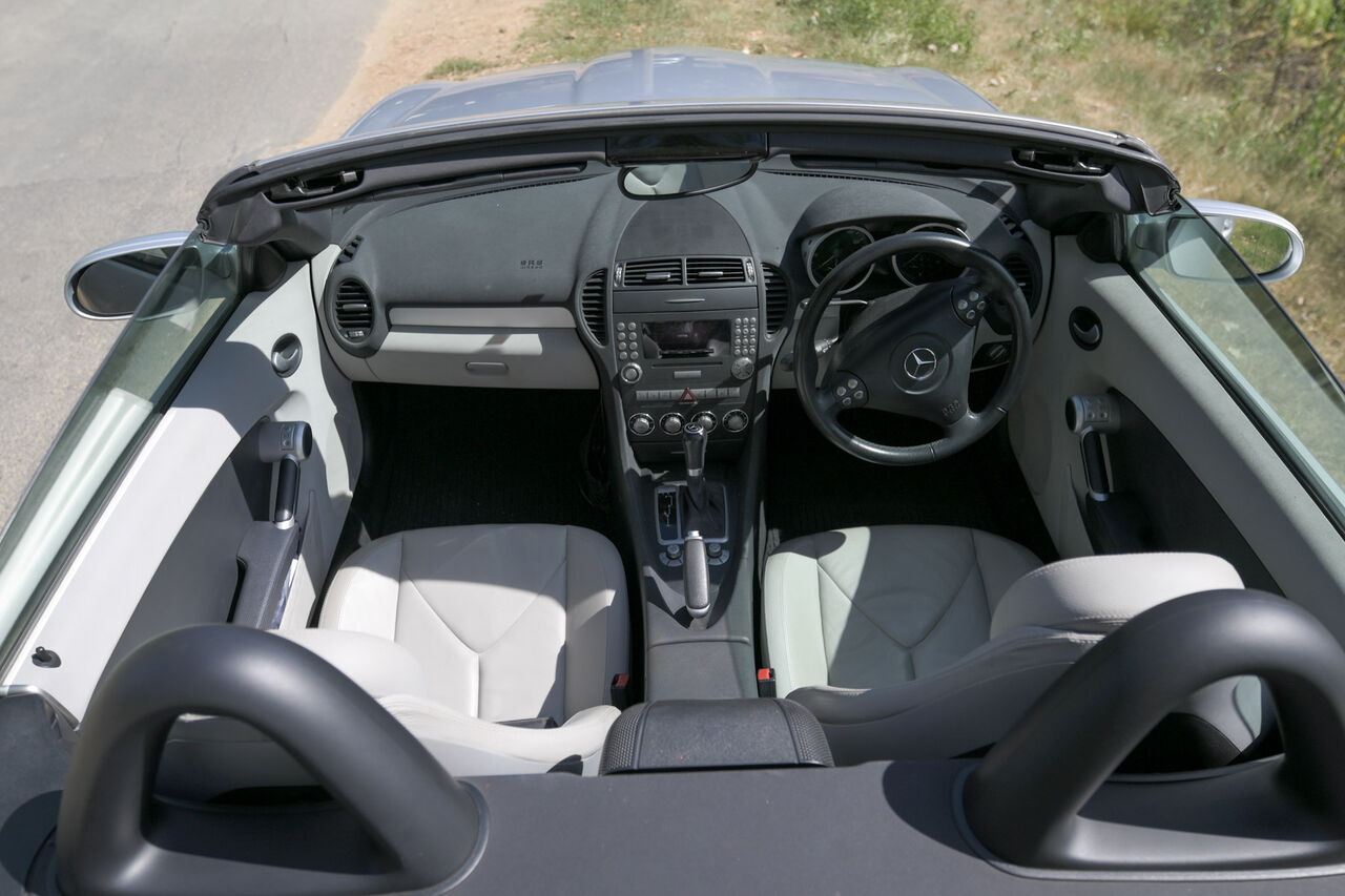 Paris, Vehicles, Cars & Trucks , EUR 8500,  Mercedes-Benz SLK 350,  2005,  Automatic,  130000 KM,  V6 272 Hp - RHD - French Registered - Dordogne