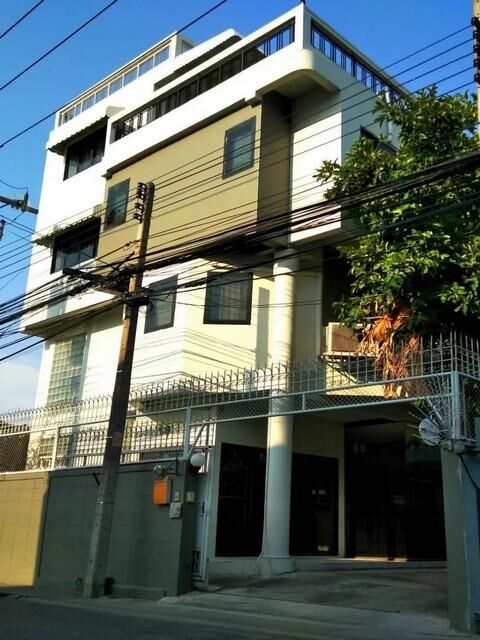 Bangkok, Villas, THB 85000,  120 Sq. Feet,  For Rent Is A 4-storey, 120 Sq.w. House In Sukhumvit 85, Near BTS Bangchak And Well