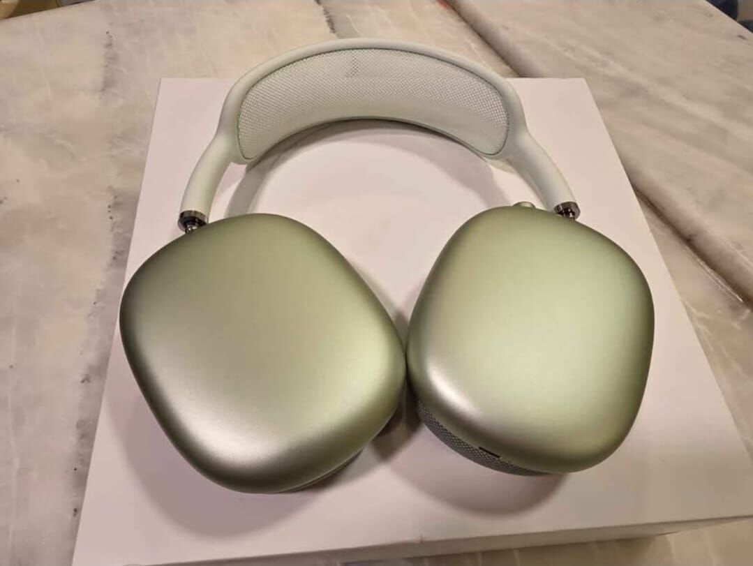Al Sulaymaniyyah, Electronics, SAR 1000,  Apple AirPods Max &ndash; Wireless Headphone