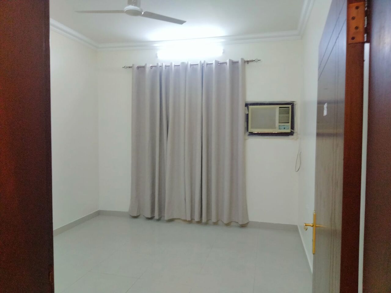 Tubli, Apartments, Flats, Houses & Villas, BHD 200/month,  3 BR,  90 Sq. Meter,  #ForRent: 3-bedroom Residential Apartment In Tubli, Near The Tubli Walkway And Behind Al H
