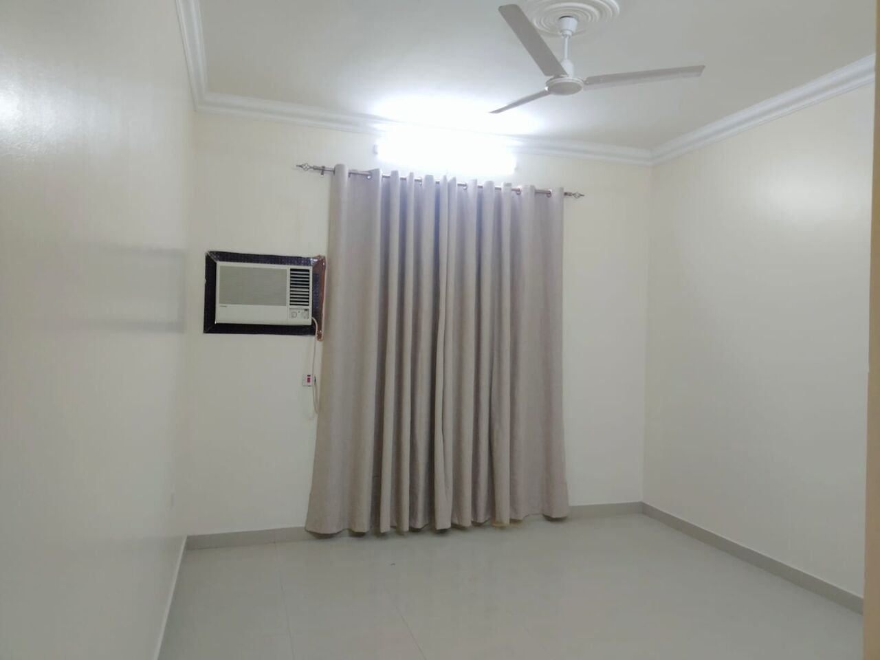 Tubli, Apartments, Flats, Houses & Villas, BHD 200/month,  3 BR,  90 Sq. Meter,  #ForRent: 3-bedroom Residential Apartment In Tubli, Near The Tubli Walkway And Behind Al H