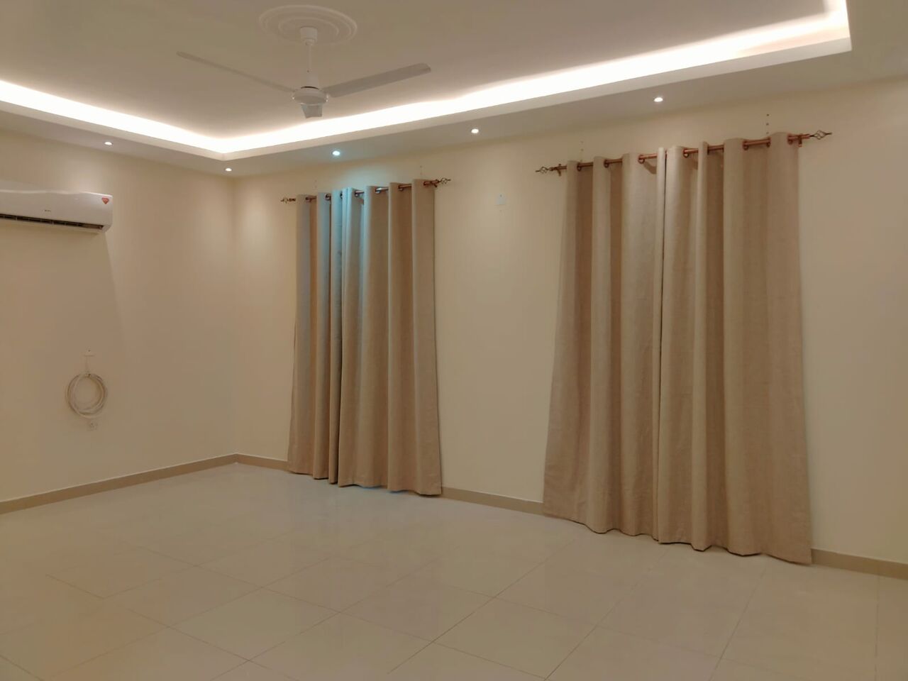 Tubli, Apartments, Flats, Houses & Villas, BHD 200/month,  3 BR,  90 Sq. Meter,  #ForRent: 3-bedroom Residential Apartment In Tubli, Near The Tubli Walkway And Behind Al H