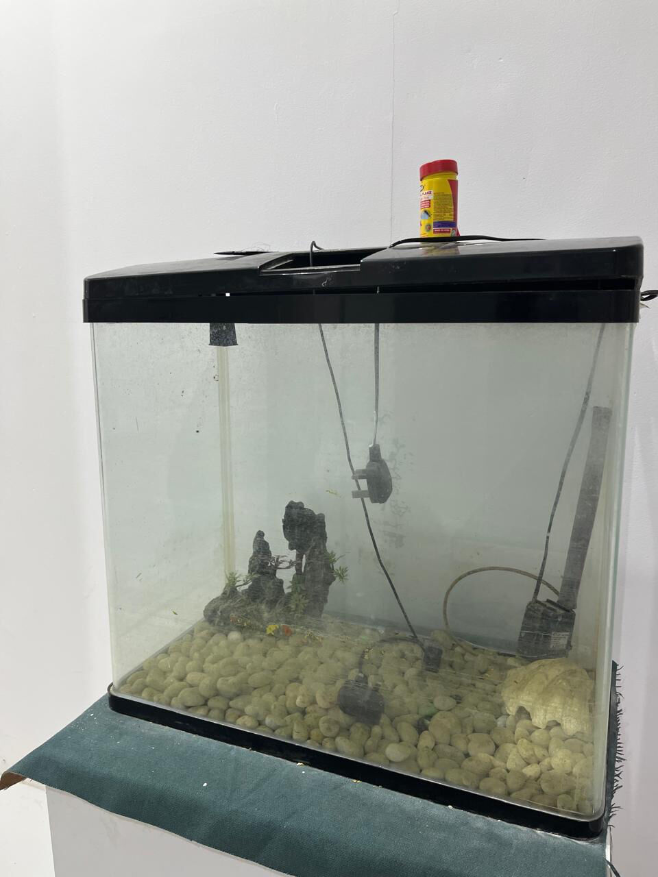 Al Malaz, Furniture, SAR 500,  Sofa Set, 4 Chairs, And Fish Aquarium For Sale