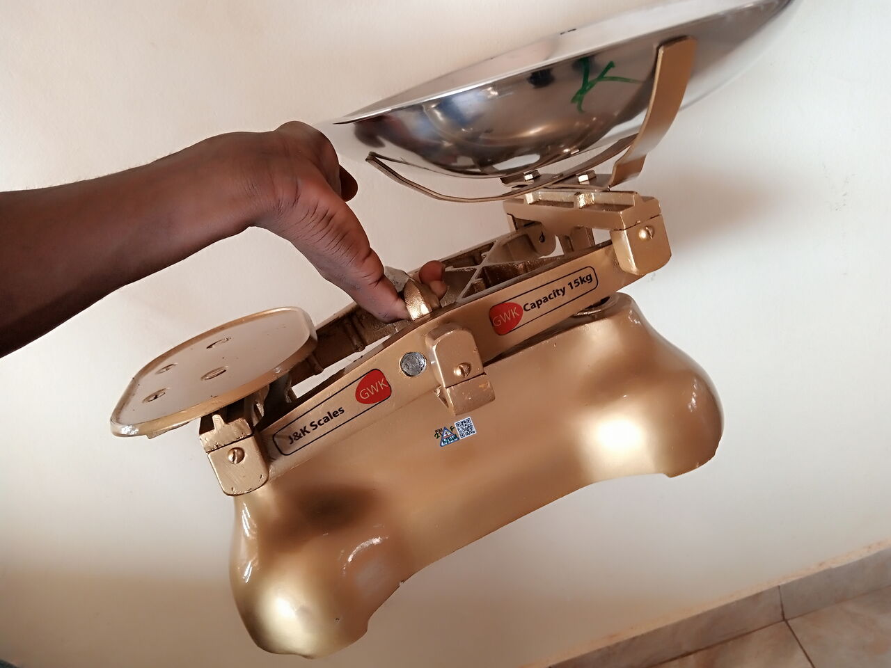 Kampala, Electronics, UGX 250000,  Counter Manual Balance Buying Guide For Ugandan Businesses