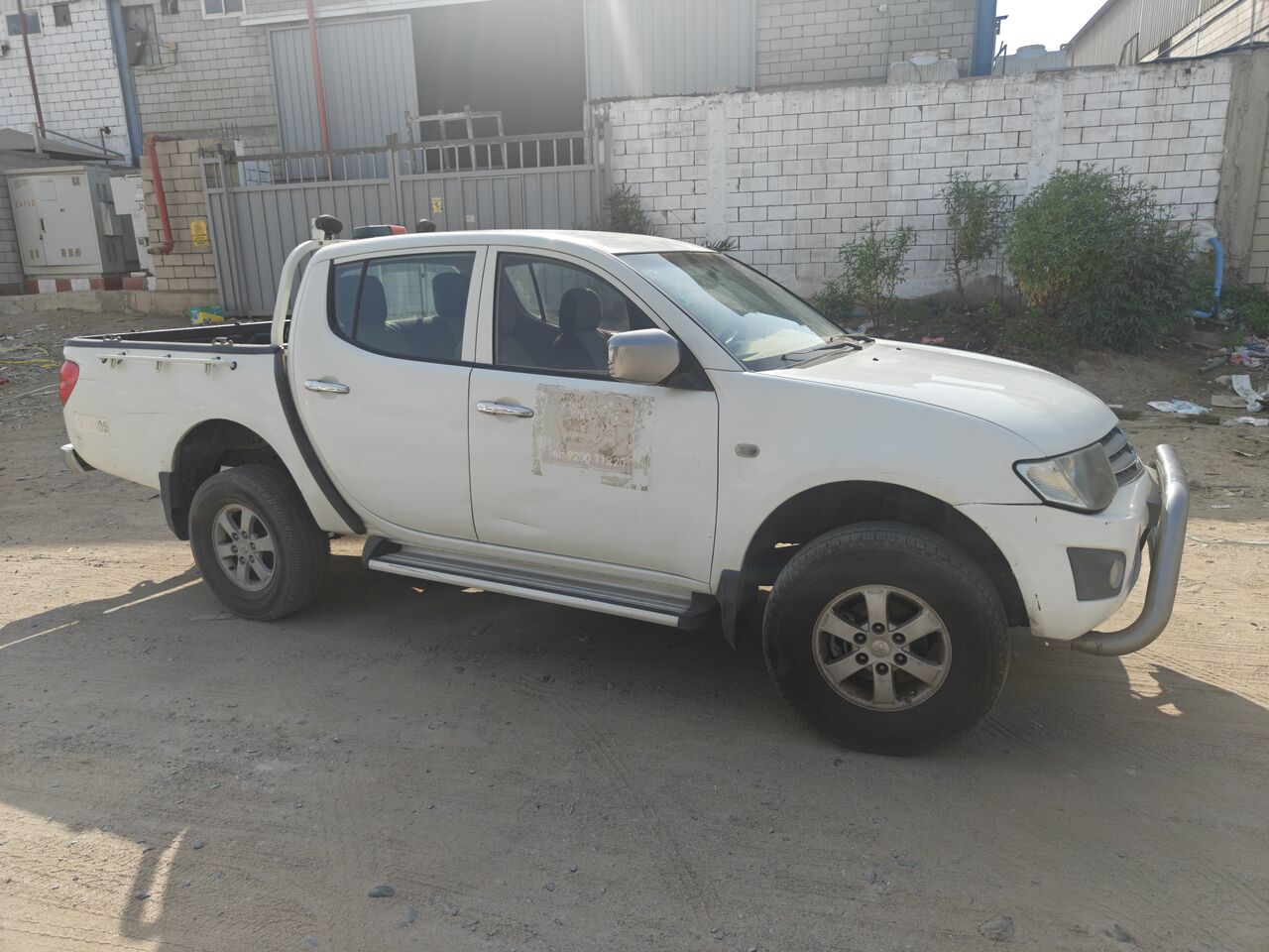 Jeddah, Vehicles, Cars & Trucks , SAR 26000,  Mitsubishi Double Cabin,  2011,  Manual,  500 KM,  Good Condition