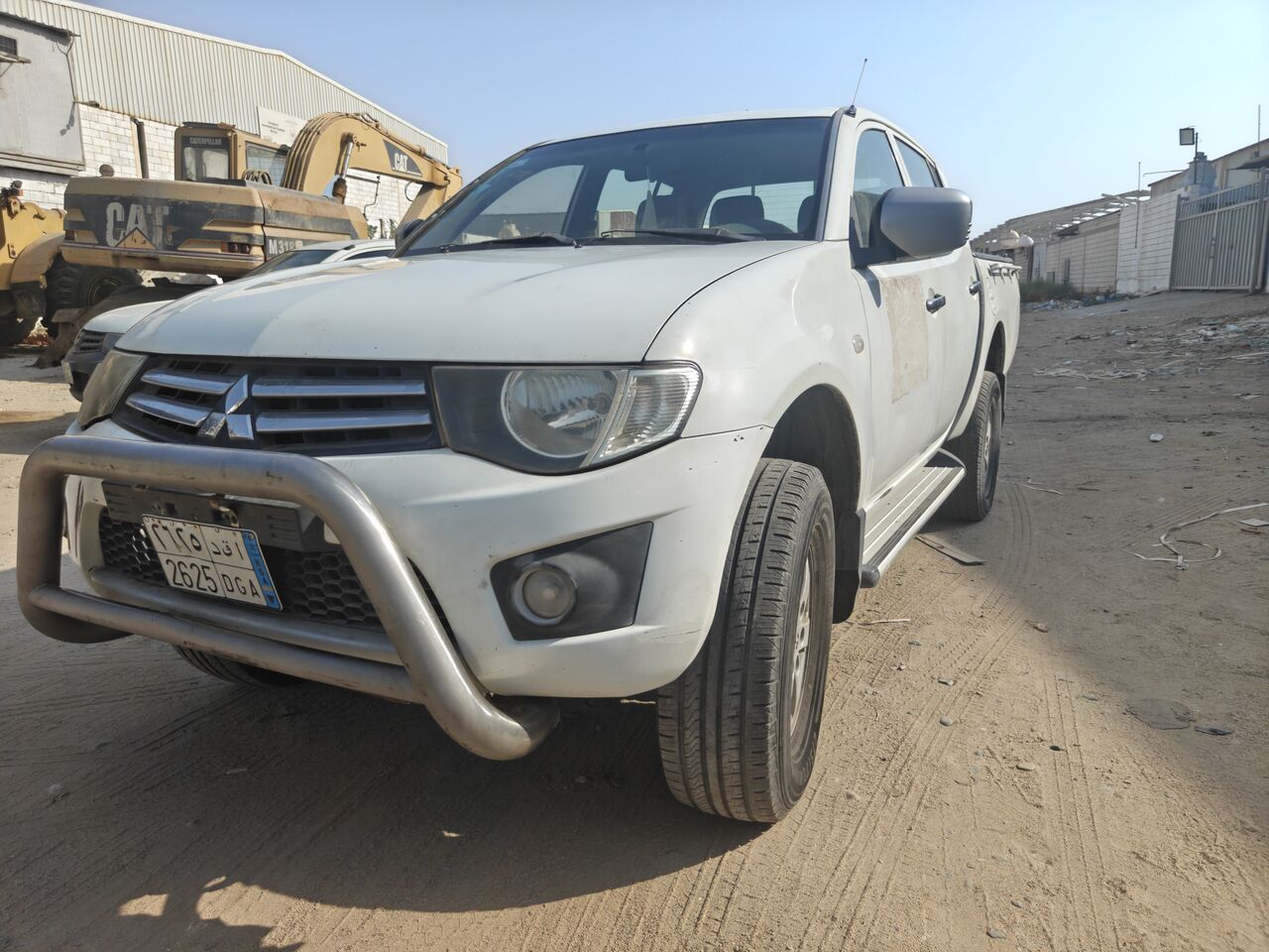 Jeddah, Vehicles, Cars & Trucks , SAR 26000,  Mitsubishi Double Cabin,  2011,  Manual,  500 KM,  Good Condition