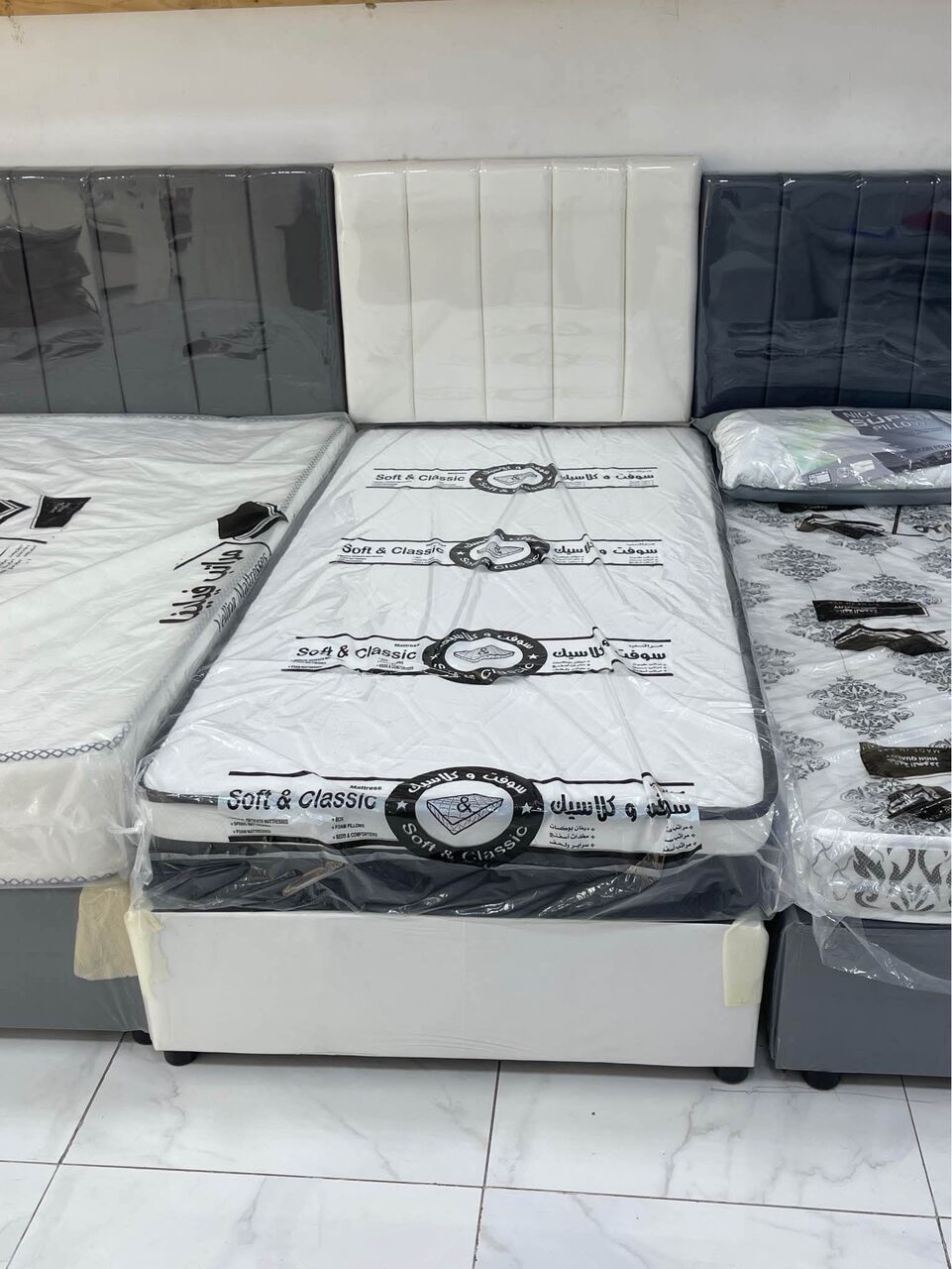 Jeddah, Furniture, SAR 5,  Brand New Stylish And Classic Bedroom Furniture Set