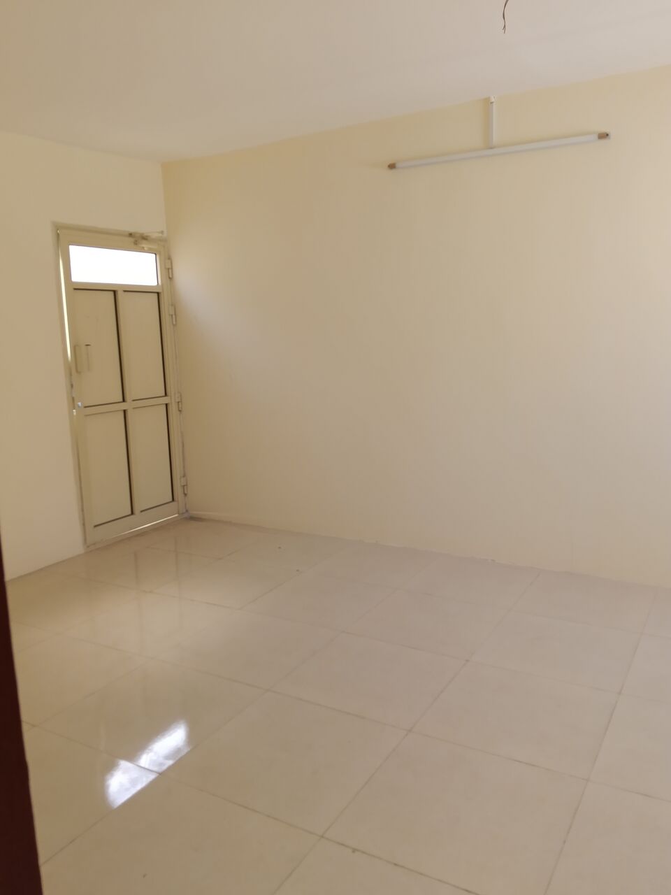Salmaniya, Apartments, Flats, Houses & Villas, BHD 160/month,  1 BR,  1 Bedroom Unfurnished Flat For Rent With Ewa Unlimited
