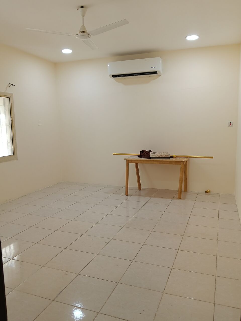 Salmaniya, Apartments, Flats, Houses & Villas, BHD 240/month,  2 BR,  2 Bedroom Unfurnished Flat For Rent With Ewa Unlimited