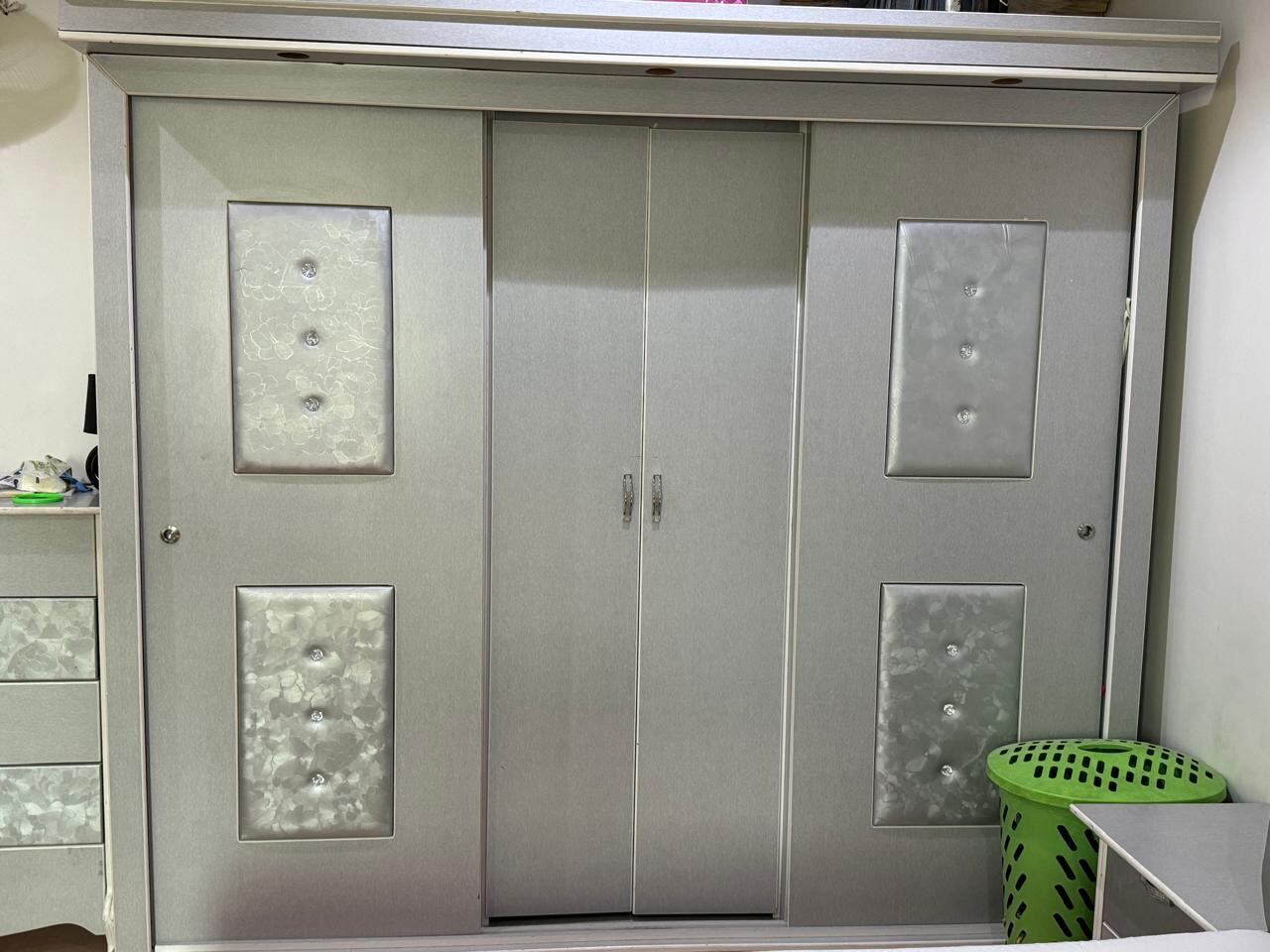 Olaya, Furniture, SAR 1000,  8 PIECES KING SIZED BEDROOM SET