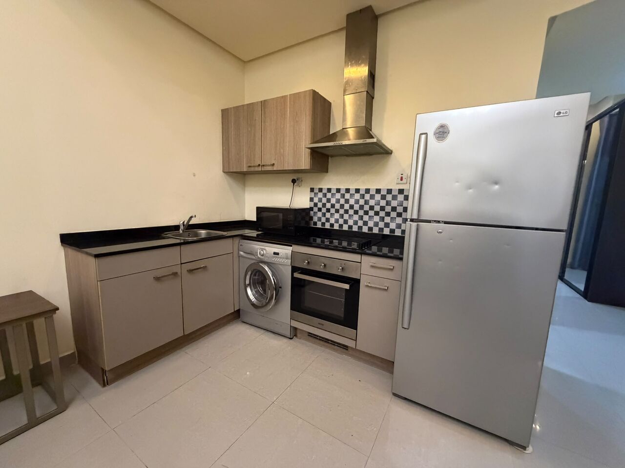 Juffair, Apartments, Flats, Houses & Villas, BHD 200/month,  Furnished,  Studio,  STUDIO FOR RENT IN JUFFAIR | POOL & GYM | WIFI