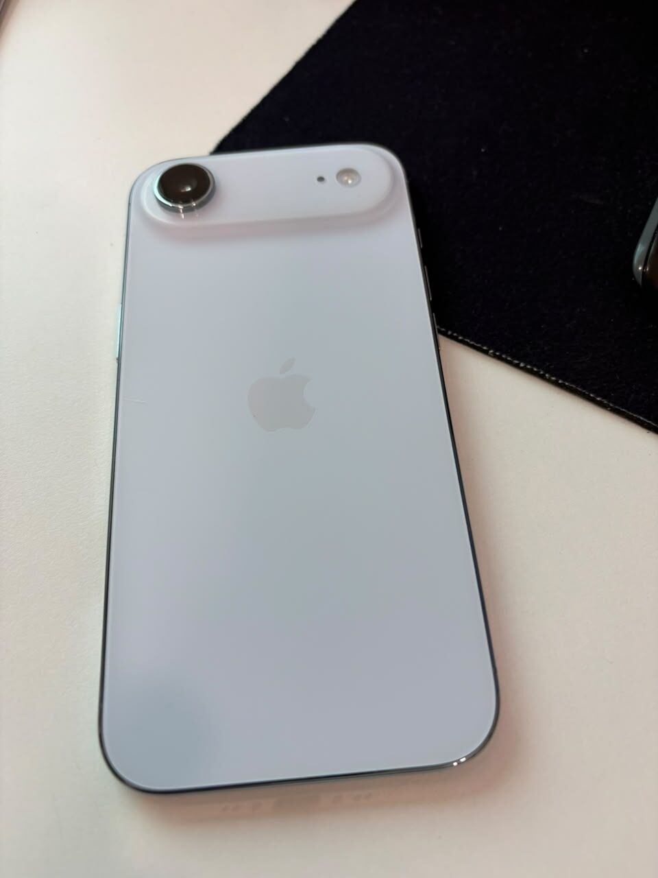 Jeddah, Mobile Phones, SAR 3000,  I Would Like To Sell My Iphone Air 256gb Brought From Jarir 6 Months Old