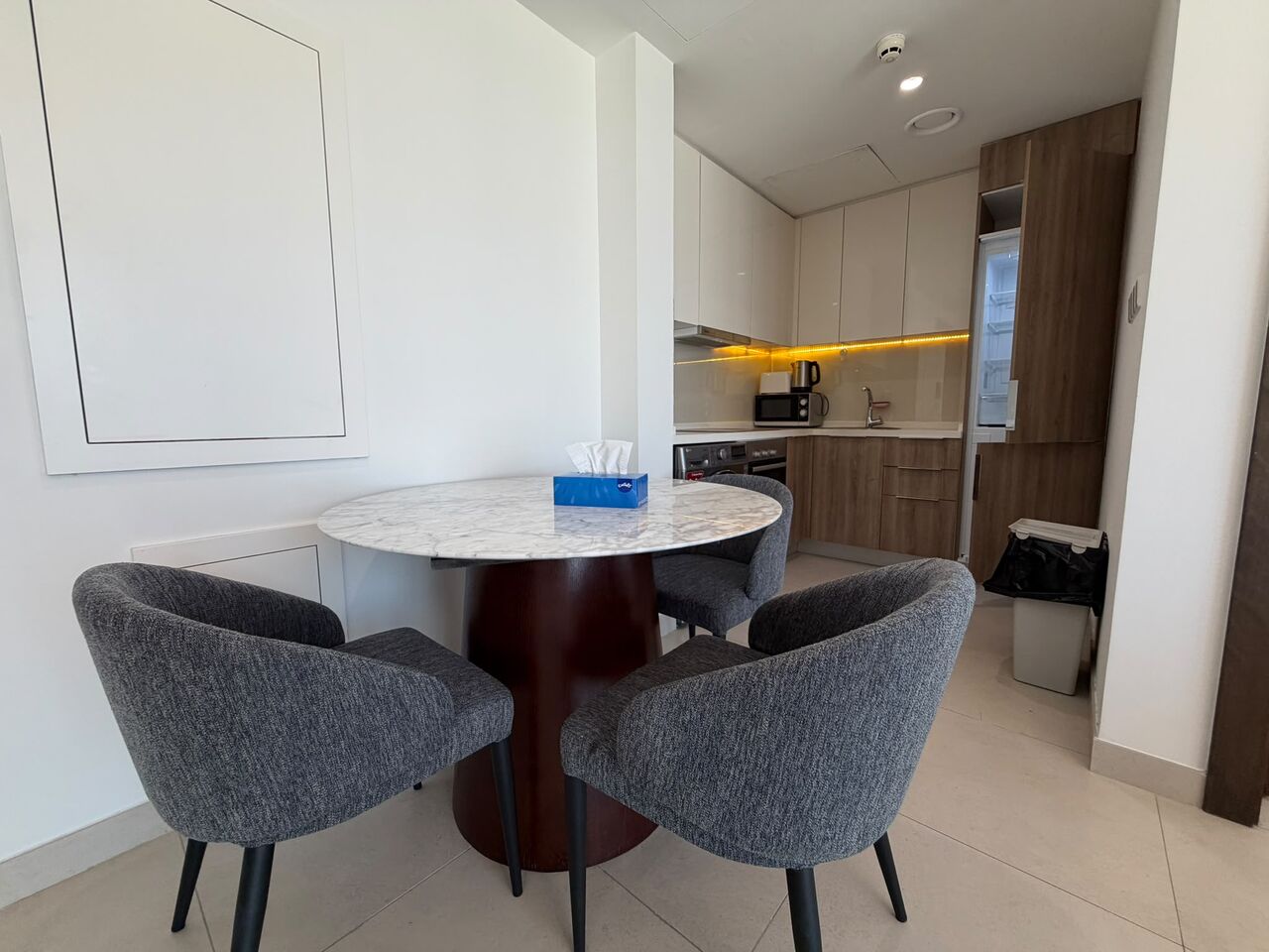 Juffair, Apartments, Flats, Houses & Villas, BHD 350/month,  Furnished,  1 BR,  APARTMENT FOR RENT IN JUFFAIR | PREMIUM FACILITIES | EWA INCLUDED