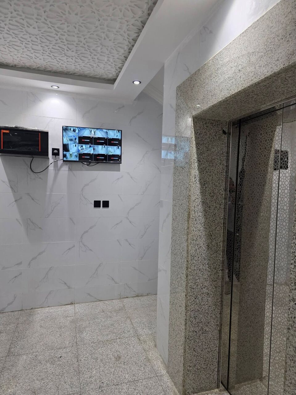 Khobar, Apartments, Flats, Houses & Villas, 2 BR,  FAMILY APARTMENT FOR RENT &ndash;TWO BEDROOMS &ndash; SAR 25,000 &ndash; WATER + AC + PARKING INCLUDED