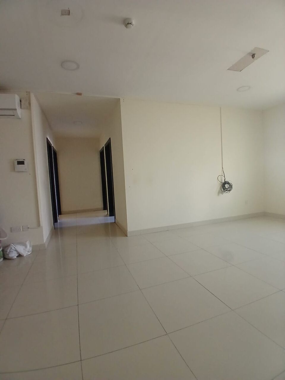 Tubli, Apartments, Flats, Houses & Villas, BHD 270/month,  3 BR,  Semi Furnished Flat Available In Tubli Without EWA ( Tubli 15)