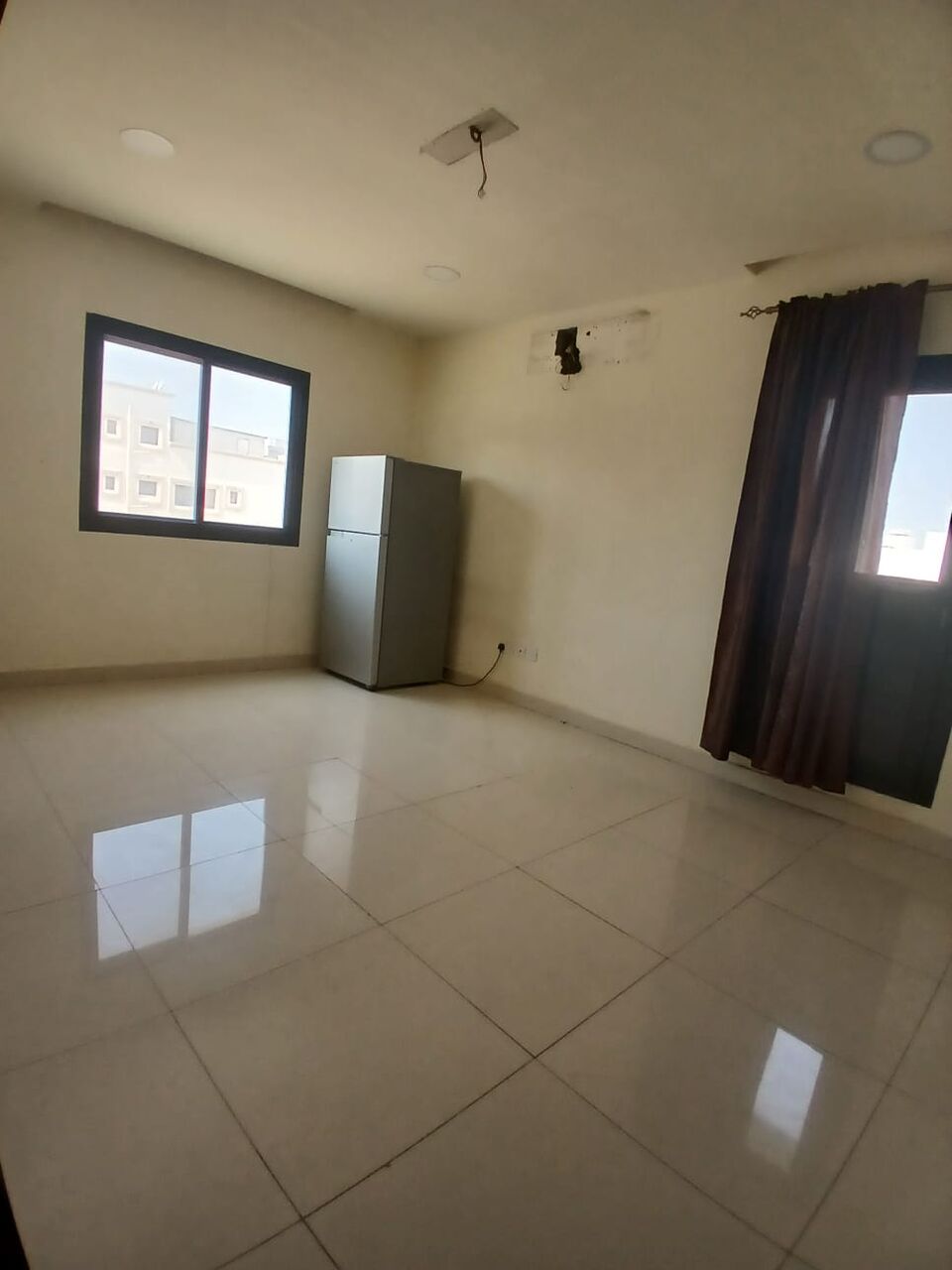 Tubli, Apartments, Flats, Houses & Villas, BHD 270/month,  3 BR,  Semi Furnished Flat Available In Tubli Without EWA ( Tubli 15)