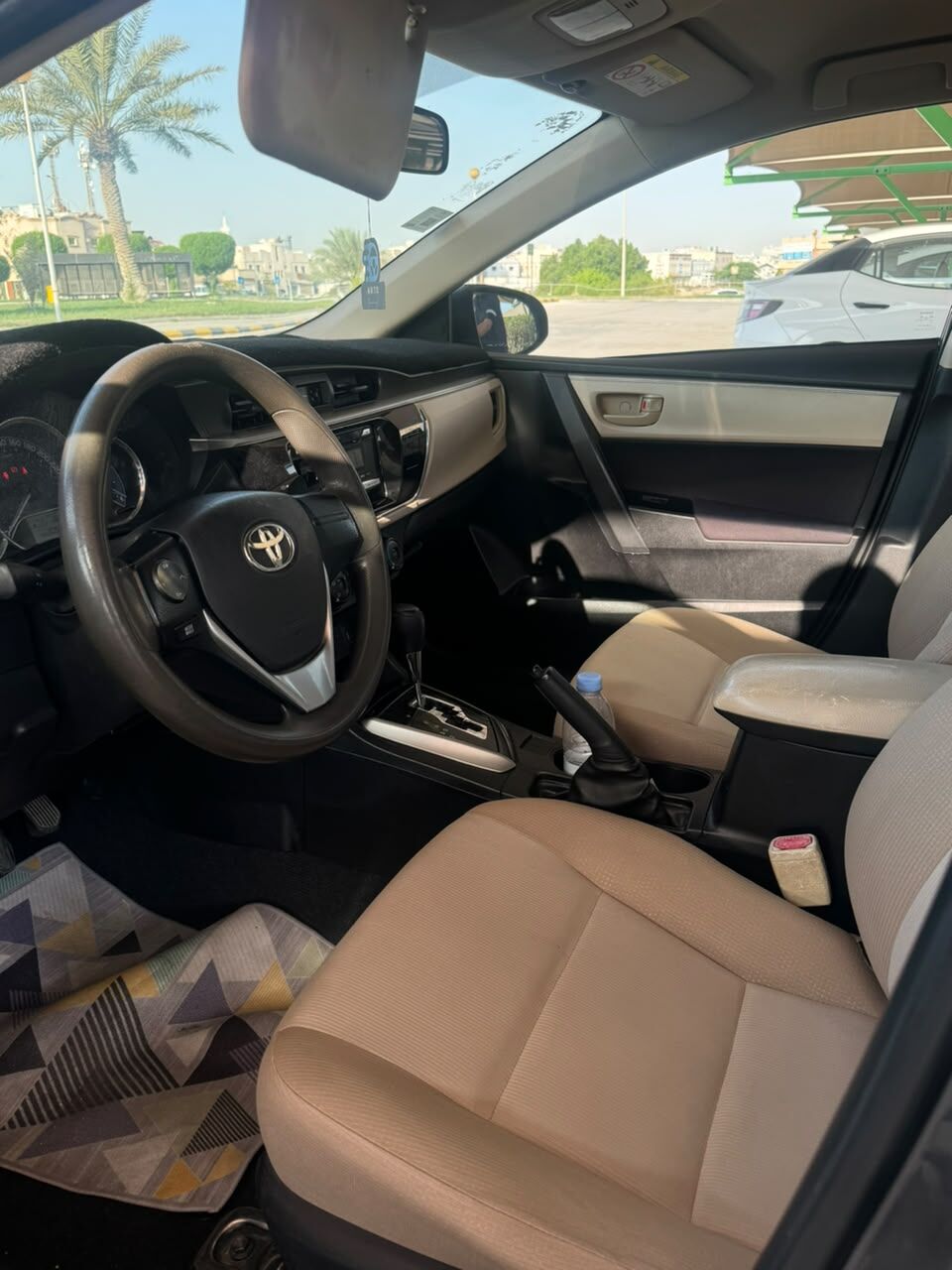 Dammam, Vehicles, Cars & Trucks , SAR 32000,  Toyota Corolla 2015,  2015,  Automatic,  300005 KM,  -  Transmission (Black). Genuine Condition.