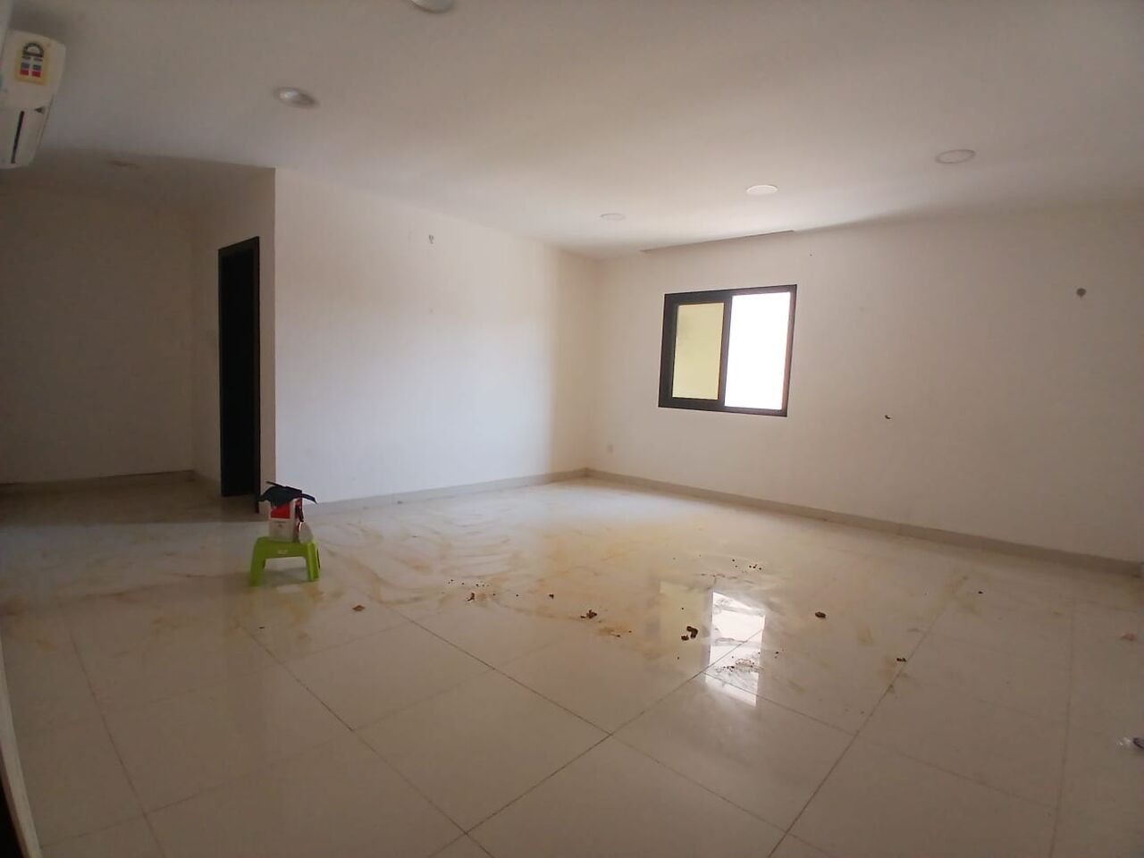 Tubli, Apartments, Flats, Houses & Villas, BHD 270/month,  3 BR,  Semi Furnished Flat Available In Tubli Without EWA ( Tubli 15.1)