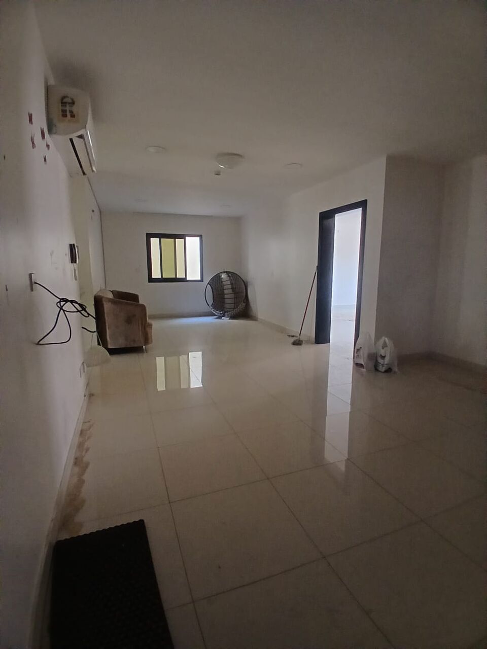 Tubli, Apartments, Flats, Houses & Villas, BHD 270/month,  3 BR,  Semi Furnished Flat Available In Tubli Without EWA ( Tubli 15.1)