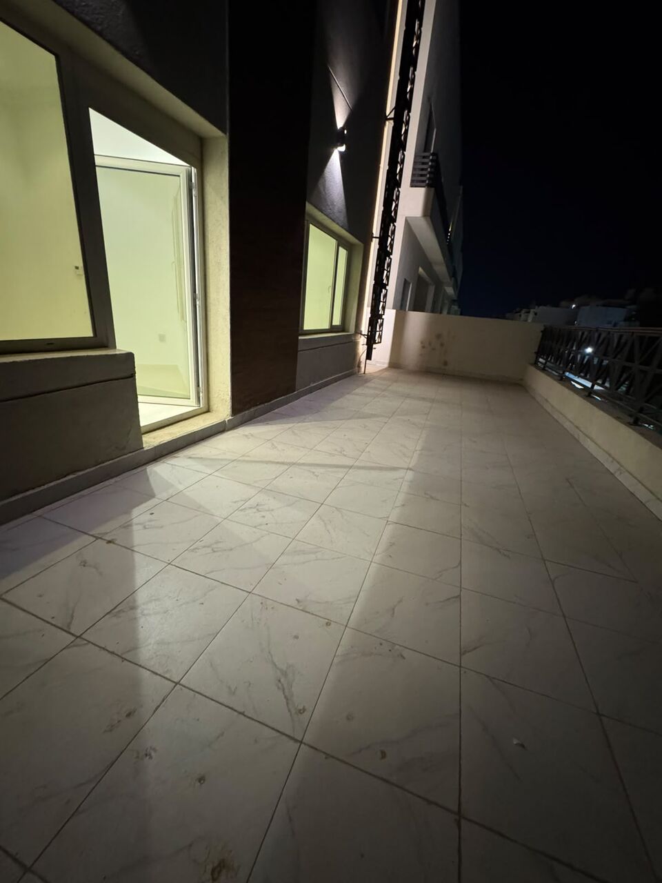 Salwa, Apartments, Flats, Houses & Villas, KWD 650/month,  4 BR,  For Rent In Salwa: First-floor Apartment Featuring 4 Master Bedrooms With Balconies.