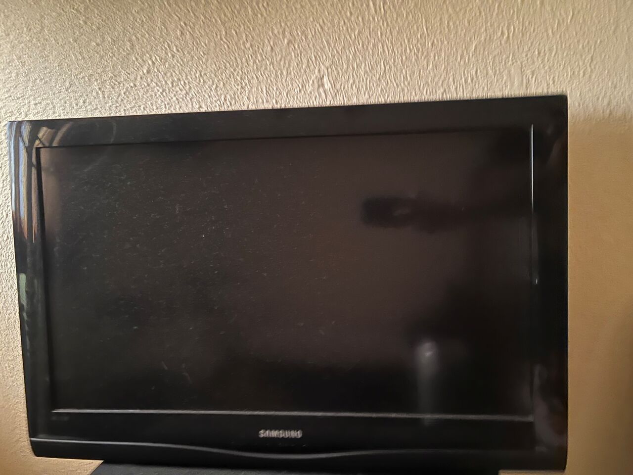 Riyadh, Appliances, SAR 150,  TV 32