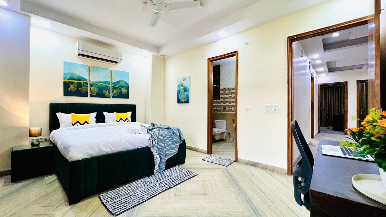 Rohini, Apartments, Flats, Houses & Villas, INR 12456/day,  4 BR,  2200 Sq. Feet,  Classified Booking