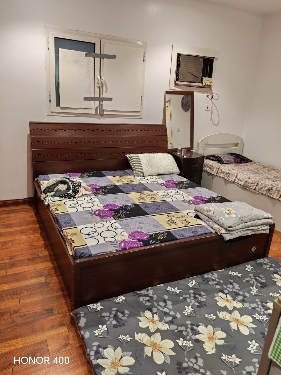 Jeddah, Apartments, Flats, Houses & Villas, SAR 550/month,  Furnished,  Bed Space Available For Girl Only