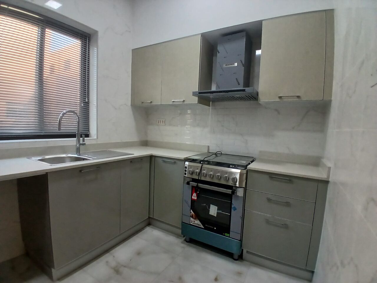 Tubli, Apartments, Flats, Houses & Villas, BHD 350/month,  2 BR,  Semi Furnished Flat Available In Tubli With EWA ( Tubli 13)