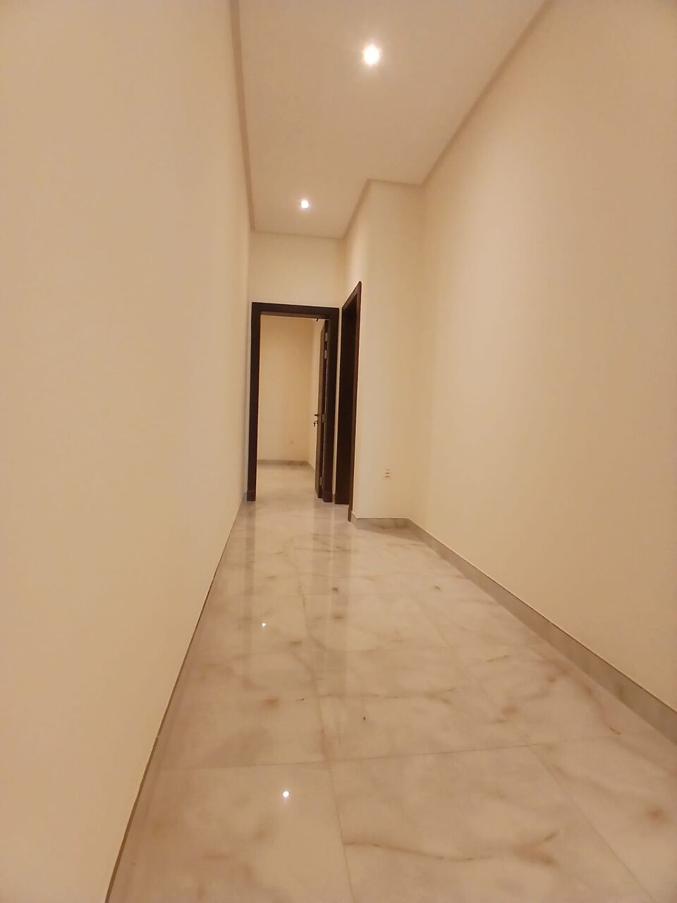 Tubli, Apartments, Flats, Houses & Villas, BHD 350/month,  2 BR,  Semi Furnished Flat Available In Tubli With EWA ( Tubli 13)