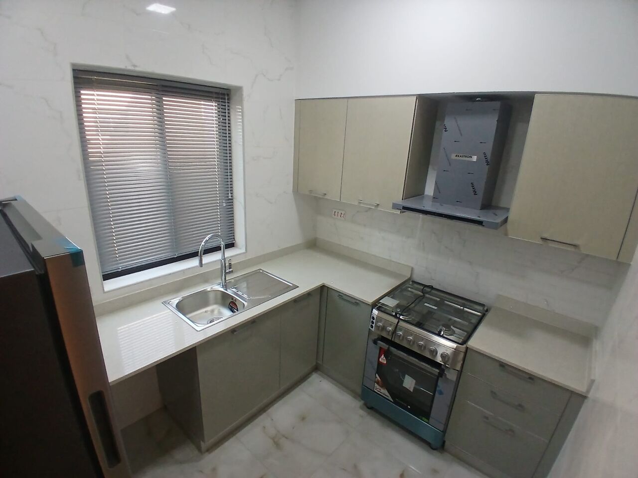 Tubli, Apartments, Flats, Houses & Villas, BHD 350/month,  2 BR,  Semi Furnished Flat Available In Tubli With EWA ( Tubli 13)