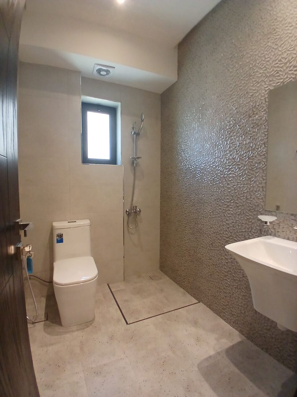 Tubli, Apartments, Flats, Houses & Villas, BHD 350/month,  2 BR,  Semi Furnished Flat Available In Tubli With EWA ( Tubli 13)